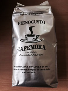 Kavos pupelės "PIENOGUSTO"